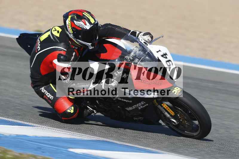 /Archiv-2024/01 26.-28.01.2024 Moto Center Thun Jerez/Gruppe schwarz-black/941